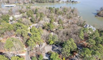 134 Tall Pines Ct, Lake Wylie, SC 29710