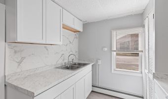 206 Ormsby St, Adrian, MI 49221