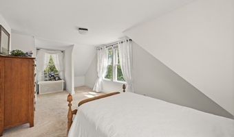 232 County Rd, Bourne, MA 02532
