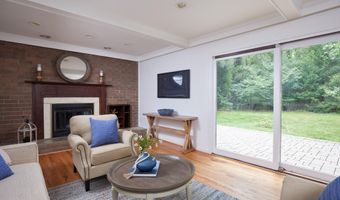7811 CHARLESTON Dr, Bethesda, MD 20817