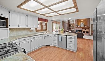1272 Clubhouse Dr, Broomfield, CO 80020