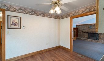 915 Sharondale Dr, Amherst, OH 44001