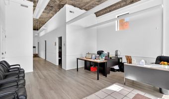 112 S Madison Ave, Aurora, MO 65605
