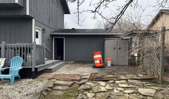 112 Renfrew Ave, Adrian, MI 49221