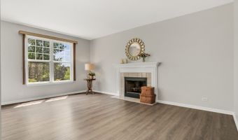 1056 Dana Ct, Antioch, IL 60002