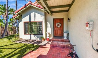 9802 Lyncarol Dr, La Mesa, CA 91941