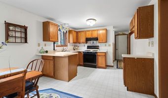 8065 HOLLY Ln, Alvin, WI 54542
