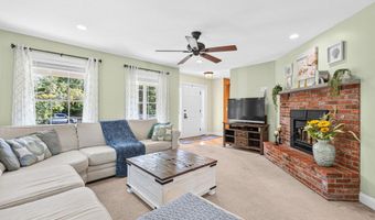 40 Haley Rd, Arundel, ME 04046