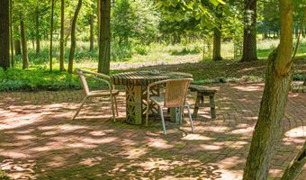 2805 Byington Blvd, Ann Arbor, MI 48105