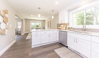 2971 Daleview Dr, Ann Arbor, MI 48105