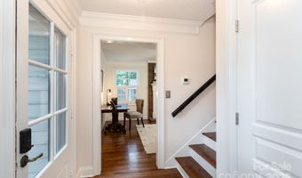 4601 Crooked Oak Ln, Charlotte, NC 28226