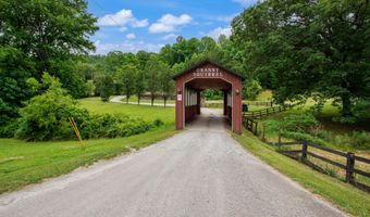 2052 Granny Squirrel Dr, Andrews, NC 28901