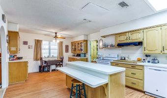 723 N Ray St, Alvarado, TX 76009