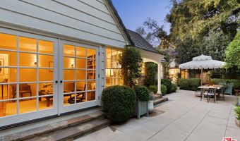 2370 Bowmont Dr, Beverly Hills, CA 90210