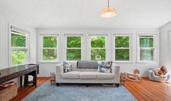 207 Dodge St, Beverly, MA 01915