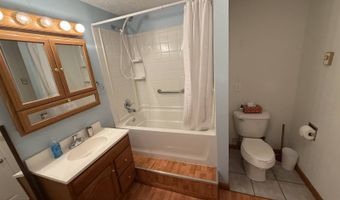 229 E Taxiway Dr, Albany, KY 42602
