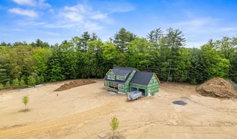 8 Stone Creek Dr, Brentwood, NH 03833