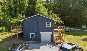 230 PISGAH Rd, Andrews, NC 28901