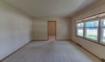 606 Dogwood Dr, Arcola, IL 61910