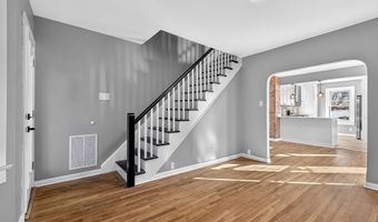 854 KENNEDY Blvd, Bayonne, NJ 07002