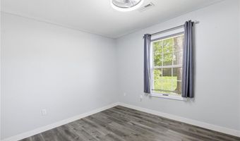 218 Hillside Dr, Baldwin City, KS 66006