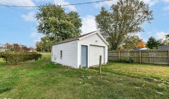 912 Crescent Dr, Anderson, IN 46013