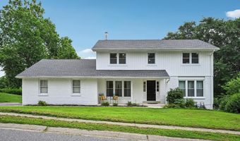 11 KENWICK Rd, Hockessin, DE 19707