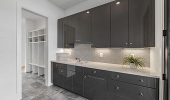 310 GOODLOE Ln, Afton, VA 22920