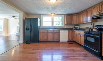 11 Magnolia St, Aragon, GA 30104