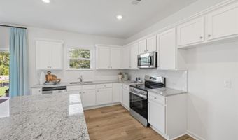 465 Madison Lakeview Dr, Acworth, GA 30102