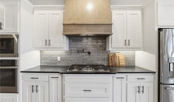 3731 Bitterroot St, Bentonville, AR 72712