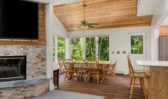 169 Willows Hill Dr #6, Cambridge, VT 05464