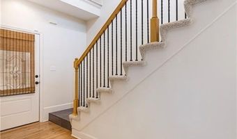 1905 160th St, Basehor, KS 66007
