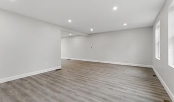 87 Dunedin St, Cranston, RI 02920