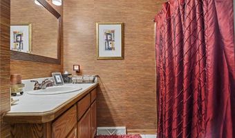 3644 Sparrow Pond Cir, Akron, OH 44333