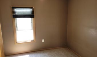 241 Nidaros Ave, Baltic, SD 57003