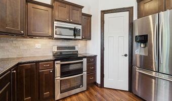 2398 W BARLEY Way, Appleton, WI 54913