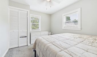 1124 E 10th St, Anderson, IN 46012