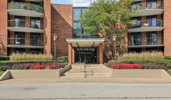 1405 E Central Rd 122C, Arlington Heights, IL 60005