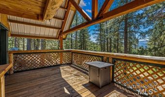 15 Little Donner Dr, Cascade, ID 83611