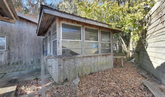 55512 FRONT St, Astor, FL 32102