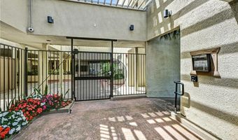 4513 Cove Dr 17, Carlsbad, CA 92008