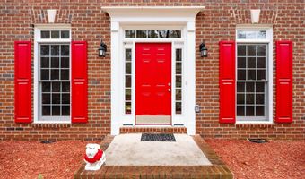 102 River Bottom Cir, Athens, GA 30606