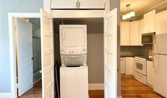 438 Wolcott Ave 2, Middletown, RI 02842