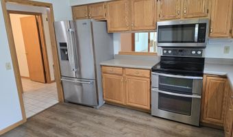 5695 Wilshire Dr, Madison, WI 53711
