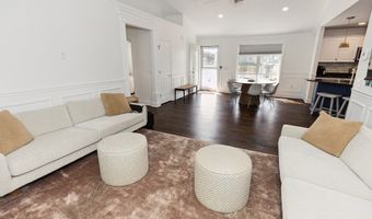 31 Merrill Rd, Clinton, CT 06413