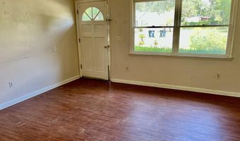13 Ferry Dr, Beaufort, SC 29907