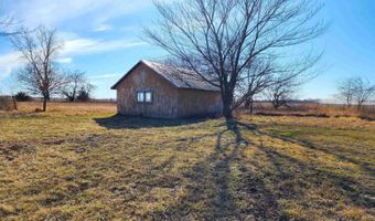 2083 Iowa Rd, Allerton, IA 50008
