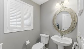 15 Aborn Ave, Cumberland, RI 02864