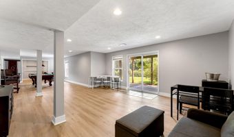 974 Dogwood Meadows Dr SE, Ada, MI 49301